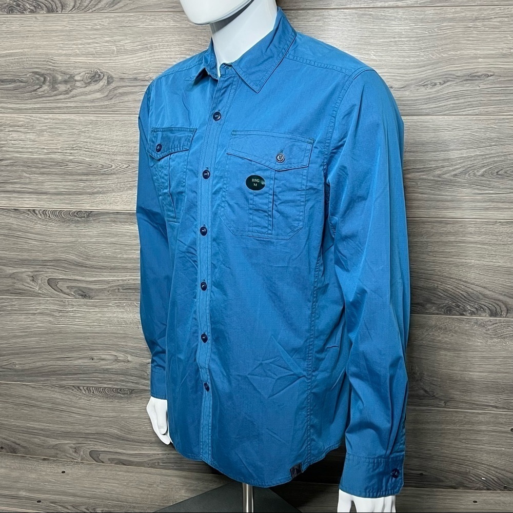 L.L.Bean Mens Nylon Long Sleeve Button Down Shirt Blue Size M